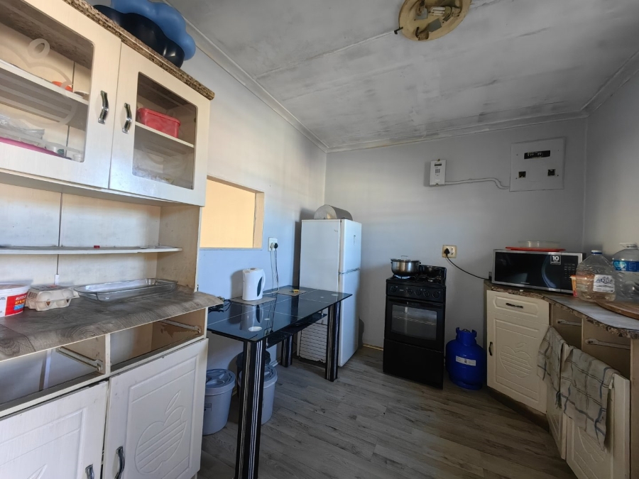 3 Bedroom Property for Sale in Lentegeur Western Cape